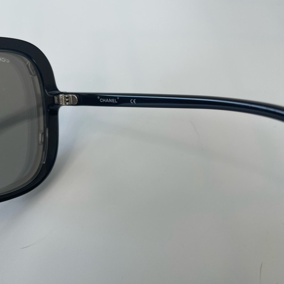 CHANEL | CLIP ON MIRROR SUNGLASSES | SILVER | AUTHENTIC - Picture 8 of 10
